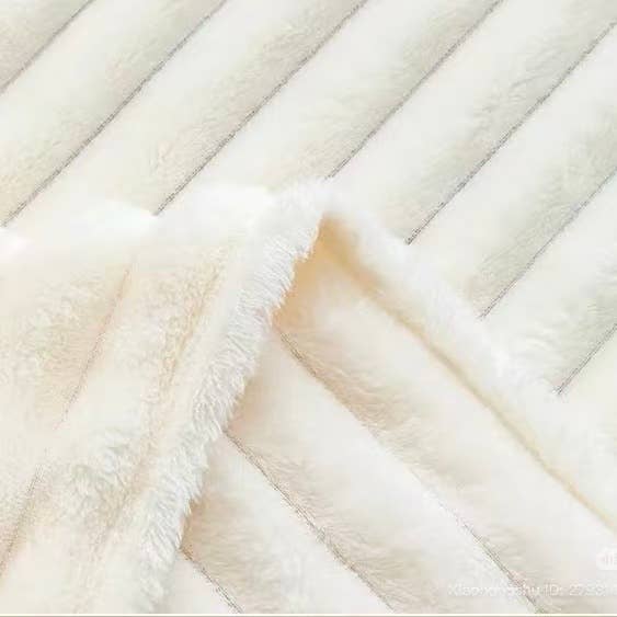 Ultra-Soft Ribbed Fleece Throw Blanket – White, 60x80