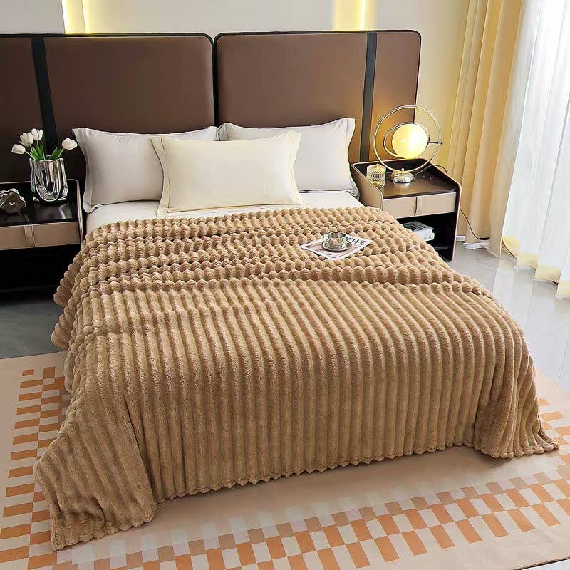 Ultra-Soft Ribbed Fleece Throw Blanket – Brown, 60x80